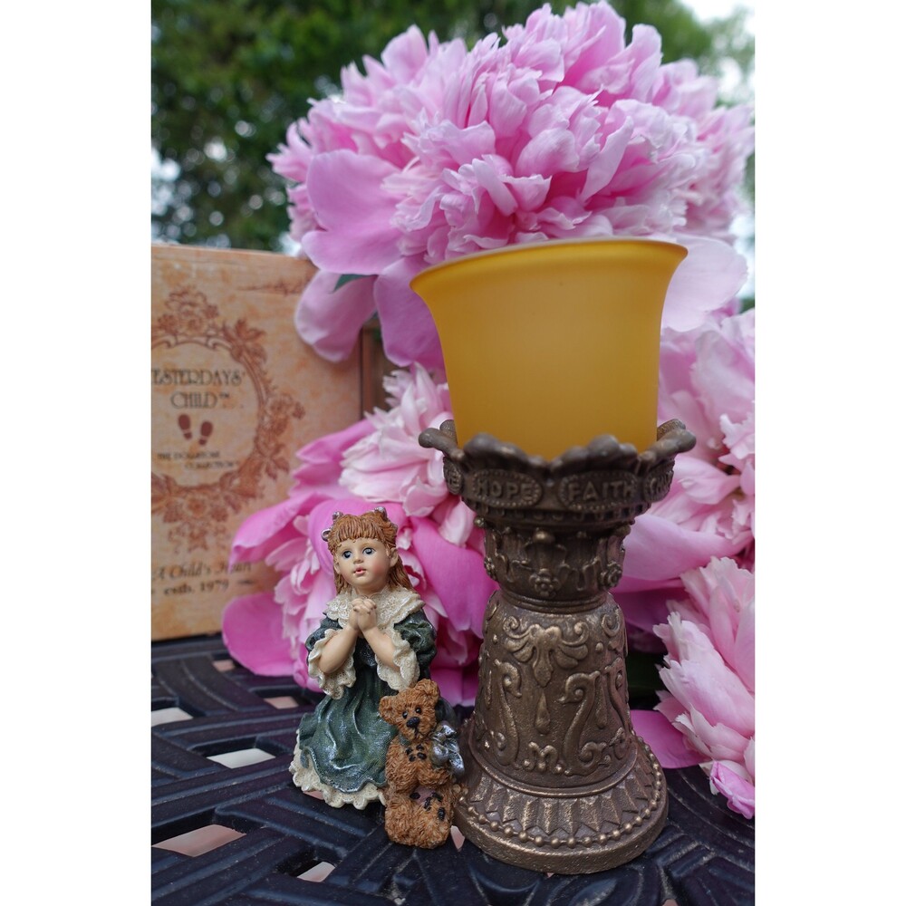 Yesterdays Child - Teresa and John ... The Prayer - 5E/175